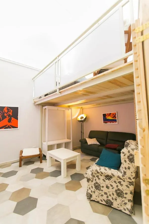 Anticaglia/24 Bed & Breakfast Naples